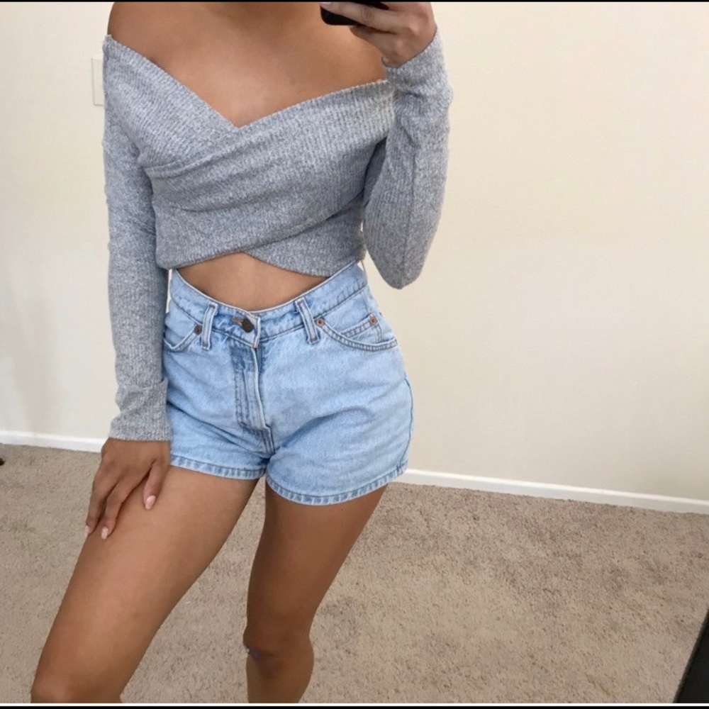 Grey crop sweater NWT